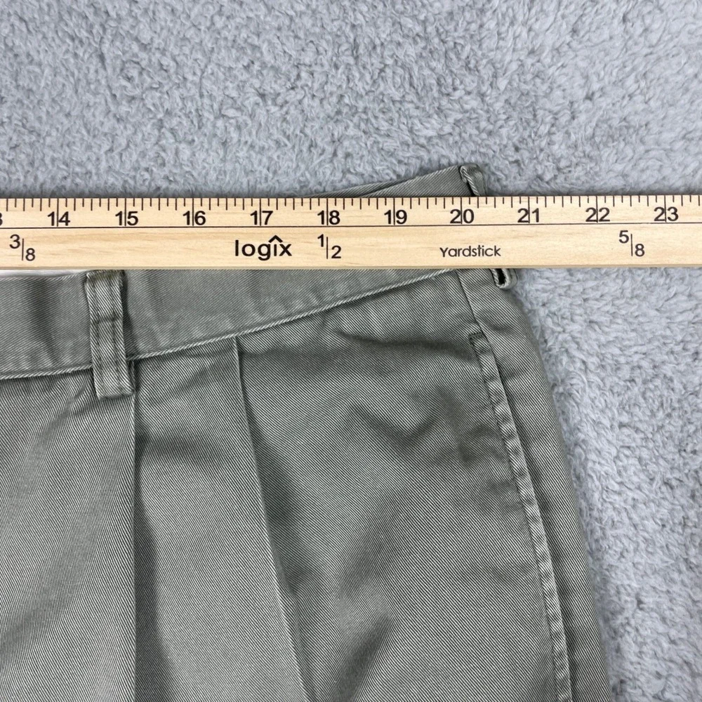 L.L. Bean Classic Fit Chino Pants Mens 42x30 (Fits 40x27) Green Double Pleated
